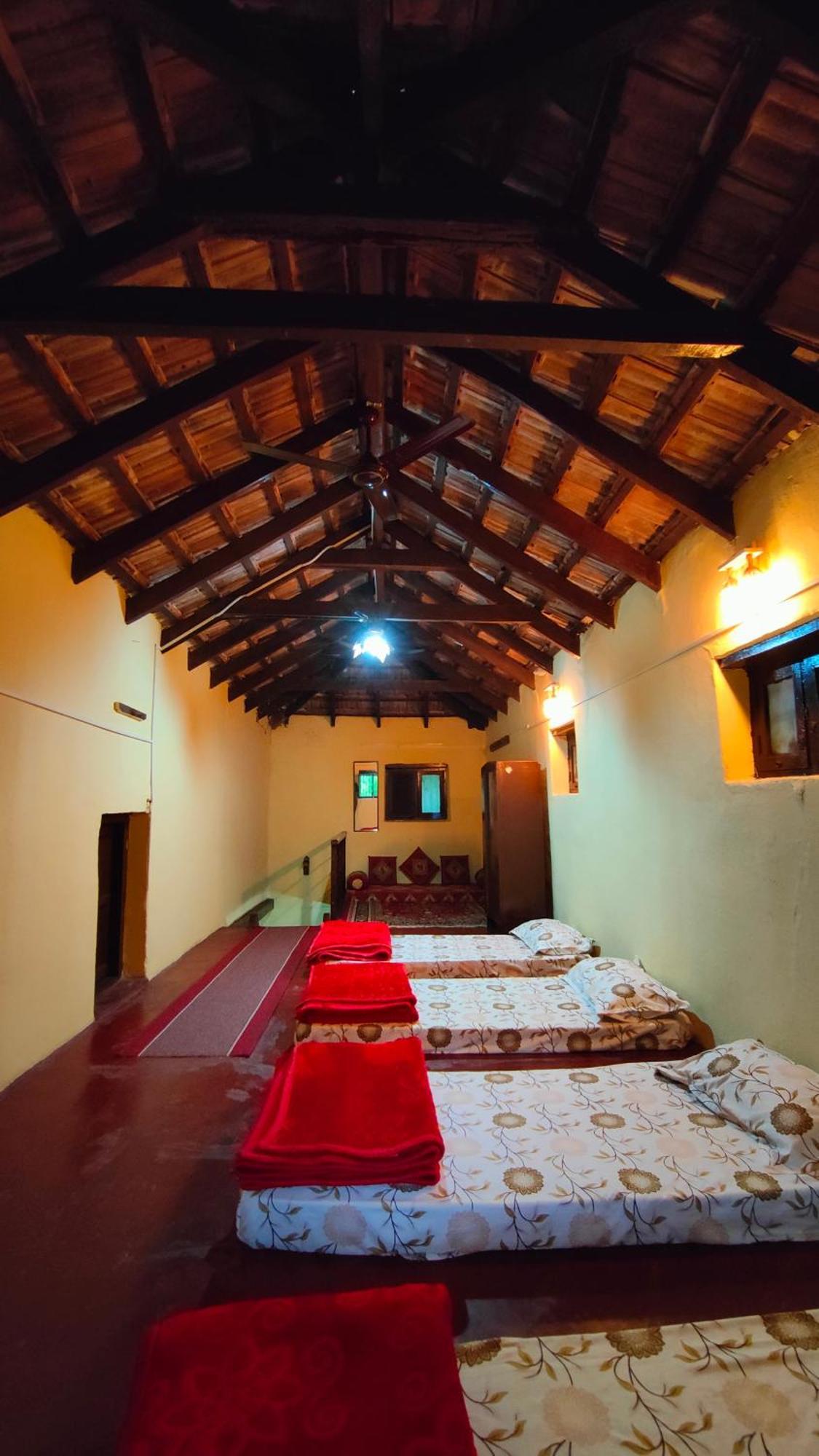 Heritage Homestay Chikmagalūr Esterno foto